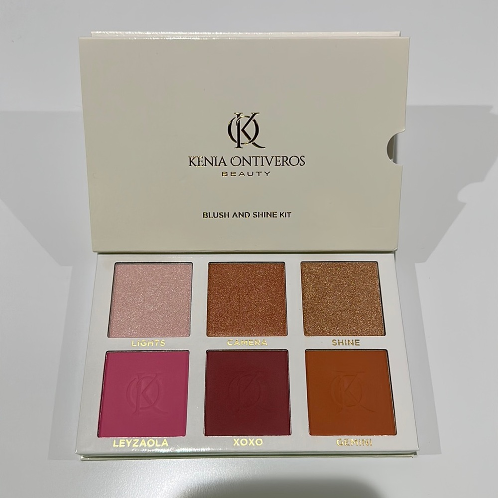 🌸NEW KENIA ONTIVEROS BEAUTY BLUSH AND SHINE KIT With Box.